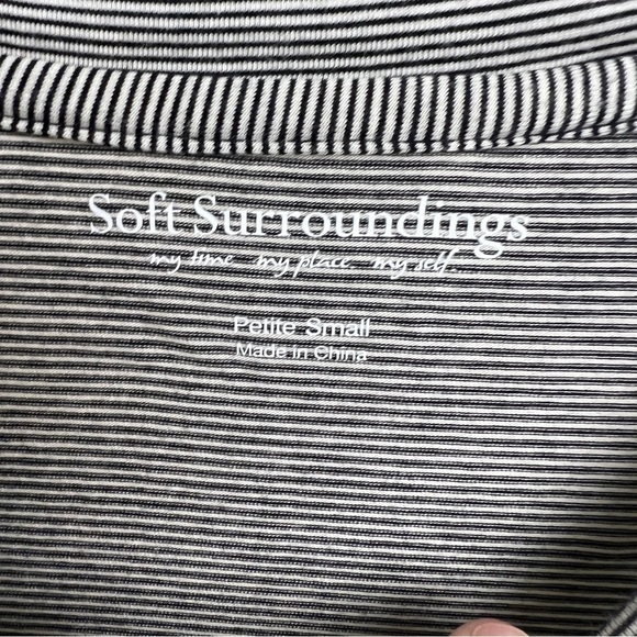SOFT SURROUNDINGS Black & White Micro Striped top w/Ruffle Details. Petite Small - Picture 2 of 4